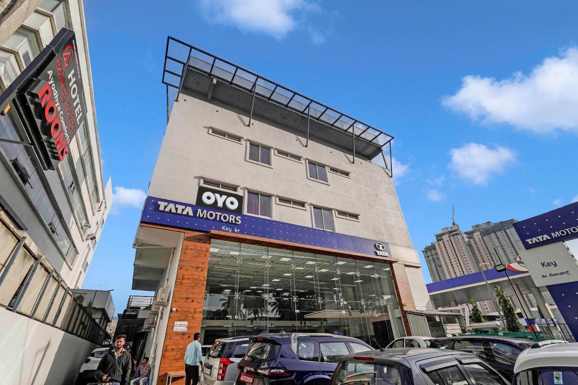 Oyo Flagship Hotel Ayodhya Bangalore Bagian luar foto
