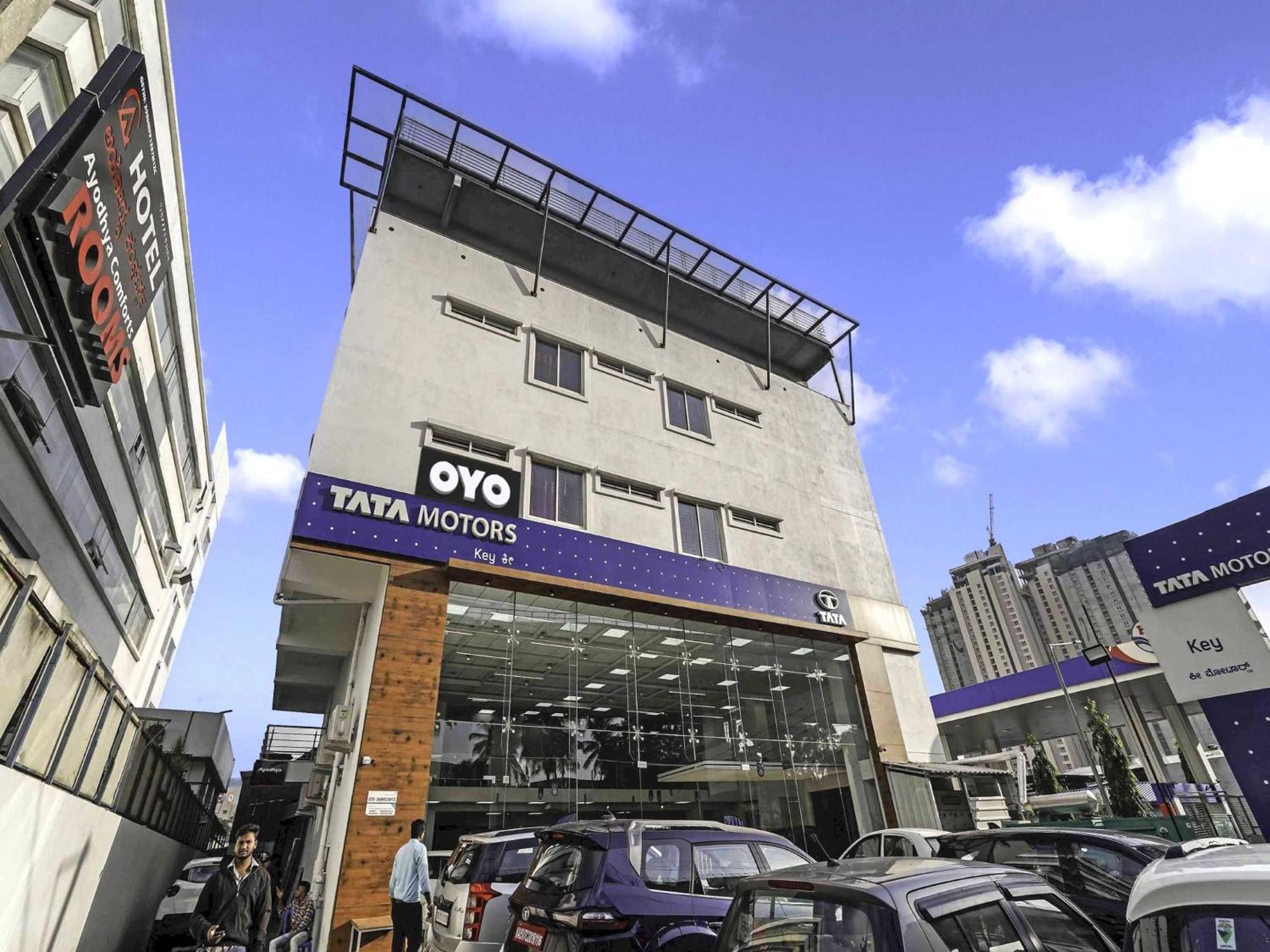Oyo Flagship Hotel Ayodhya Bangalore Bagian luar foto
