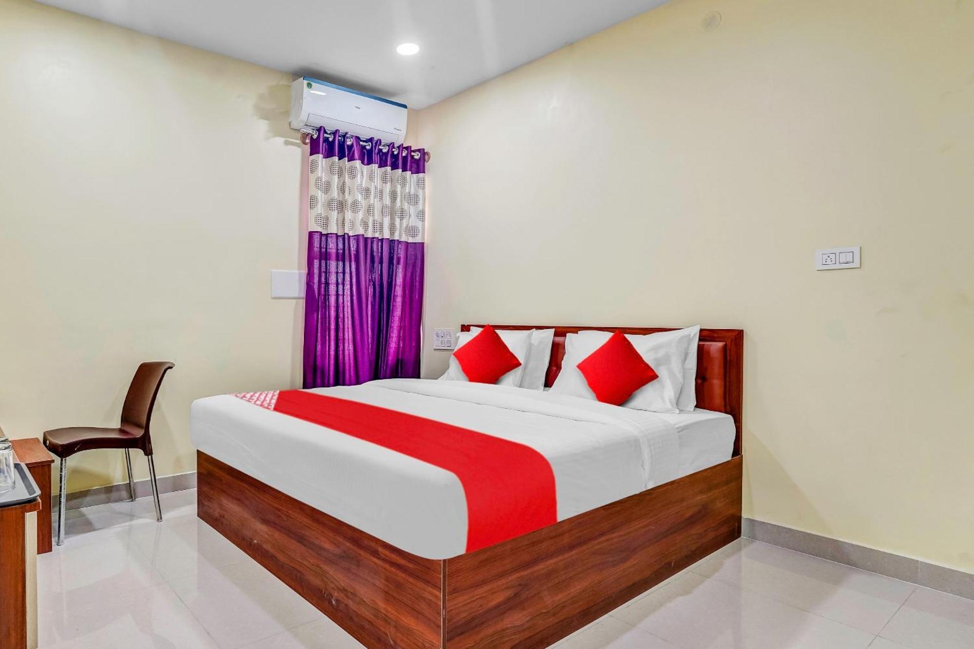 Oyo Flagship Hotel Ayodhya Bangalore Bagian luar foto